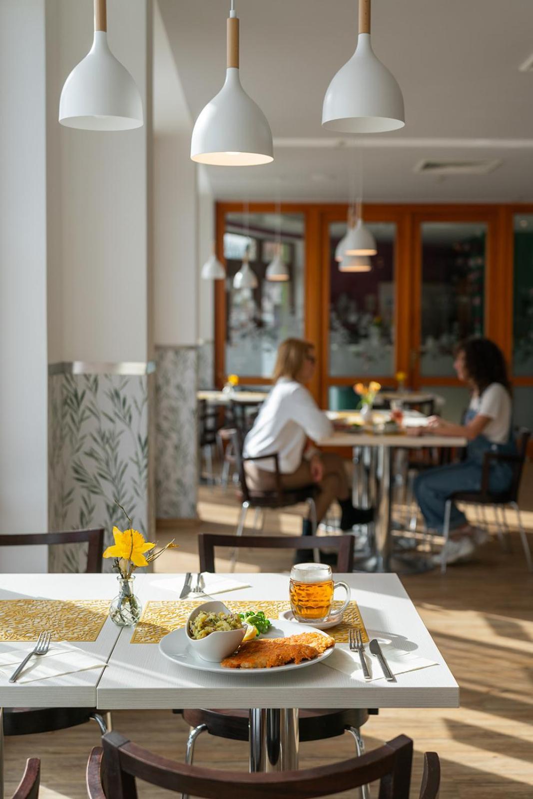 罗曼蒂克设计酒店 Třeboň 外观 照片